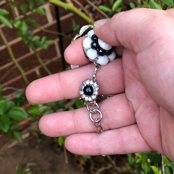 “Concerto” 🎶 Hand crafted bracelet from upcycled vintage jewelry! - Picture 2 of 10